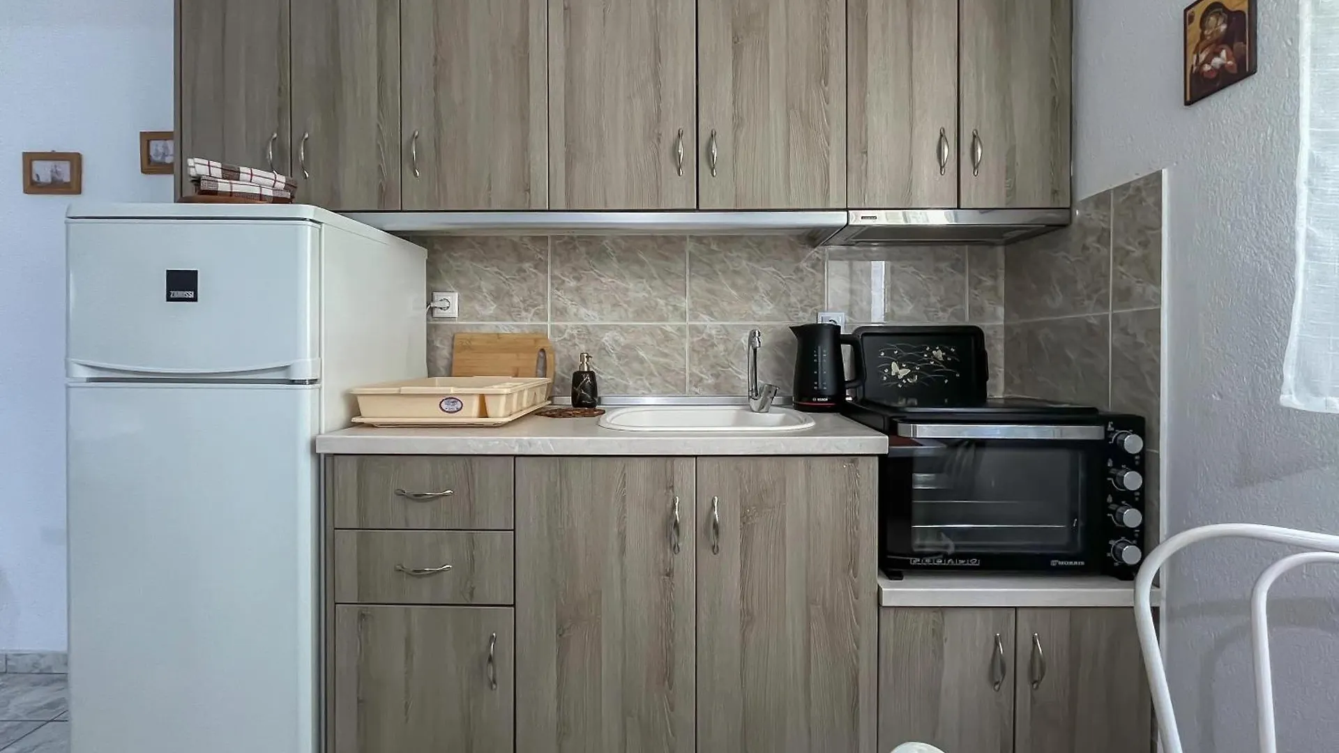 Properstay 110 - George'S Apartments Polychrono Greece