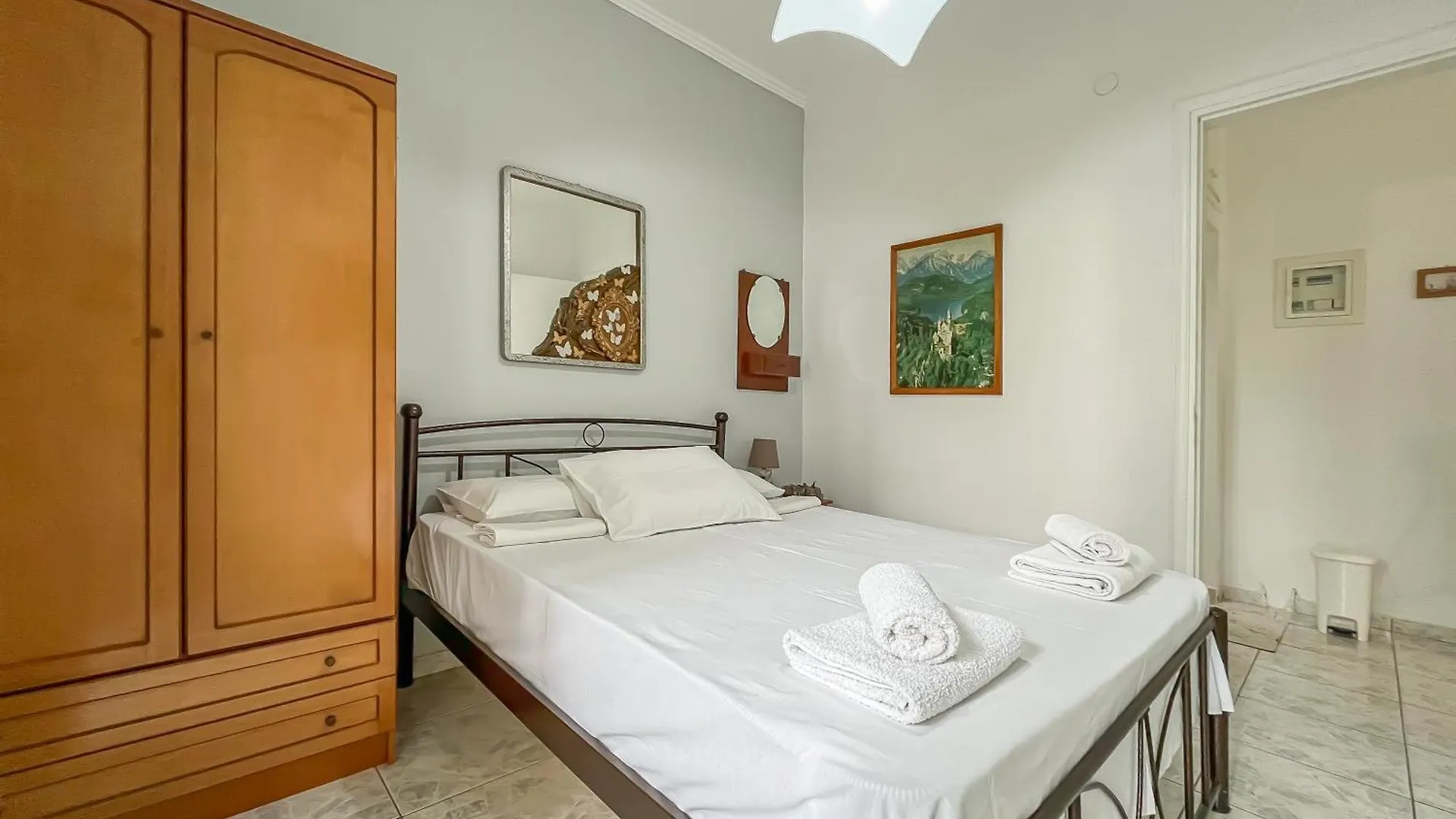 Properstay 110 - George'S Apartments Polychrono