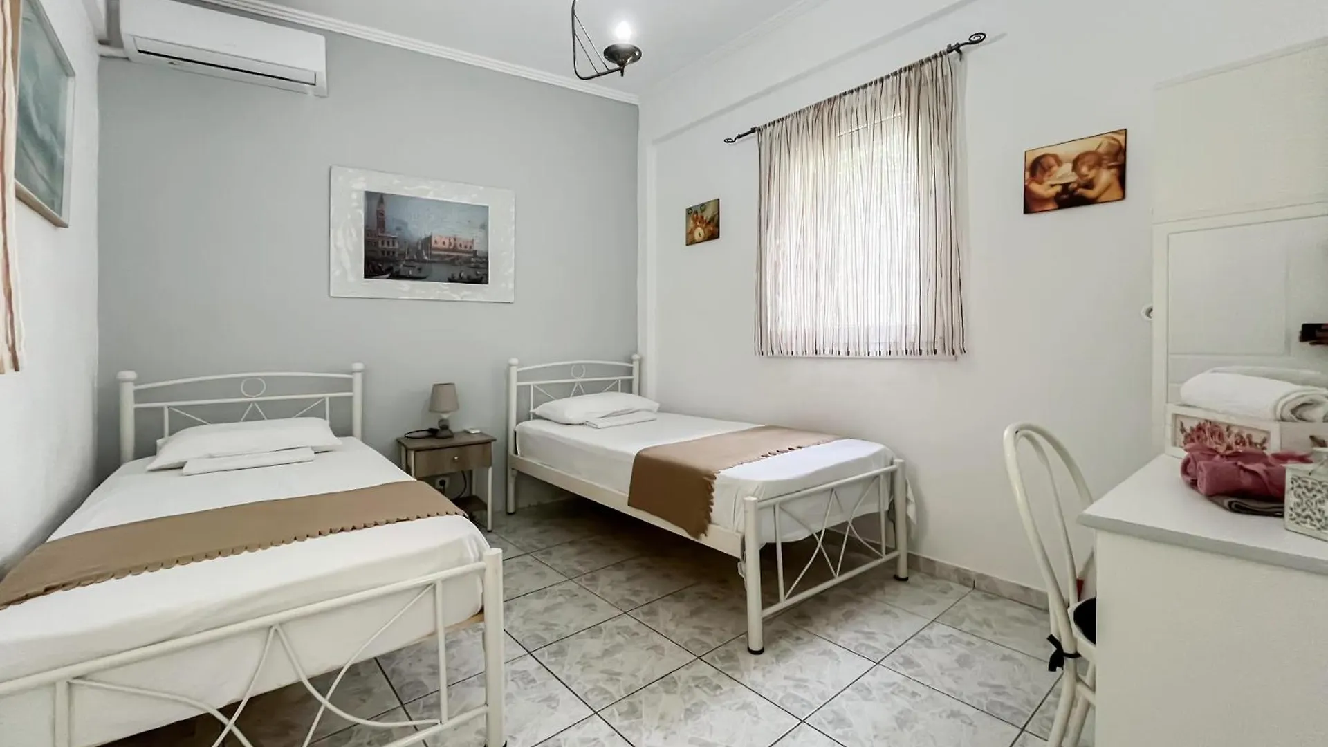 Properstay 110 - George'S Apartments Polychrono