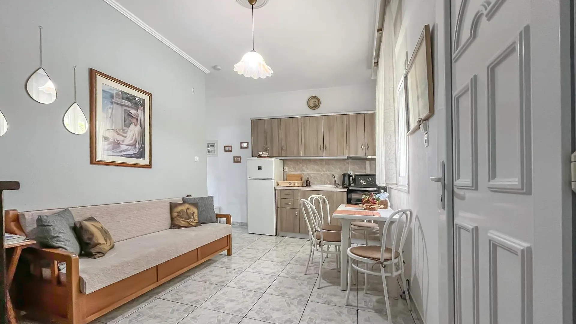 Properstay 110 - George'S Apartments بوليخرونو